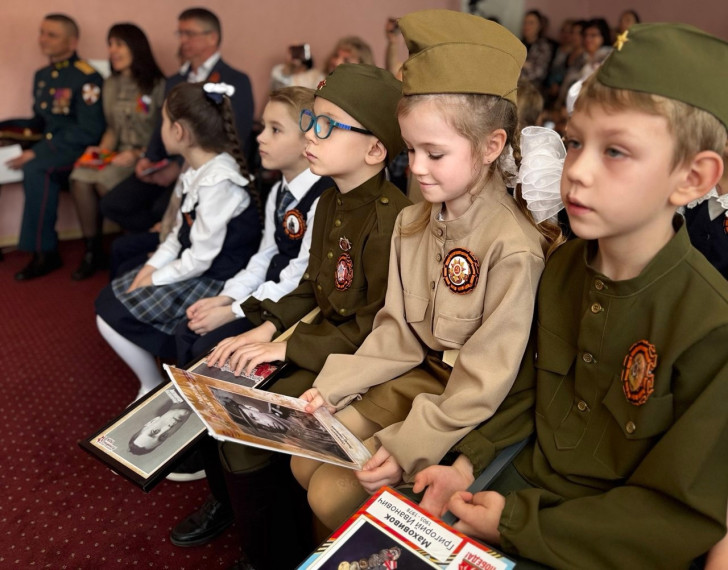 Праздничный концерт "Весеннее дыхание Победы".